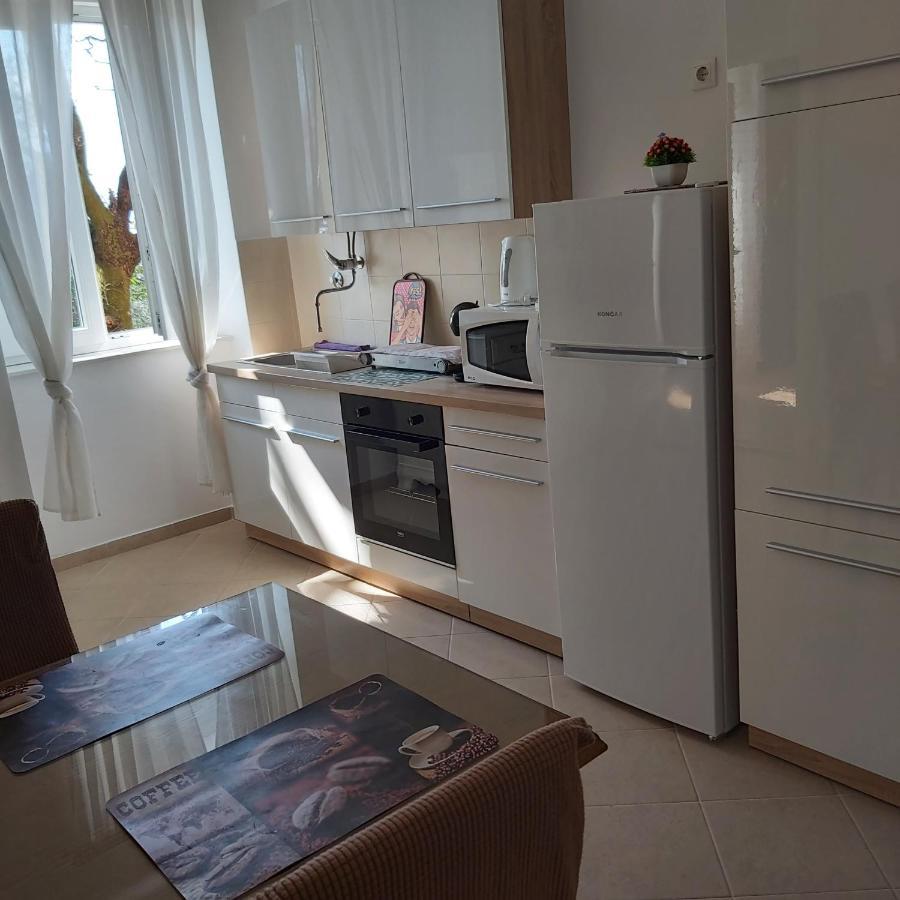 Apartman Fiume Exteriör bild